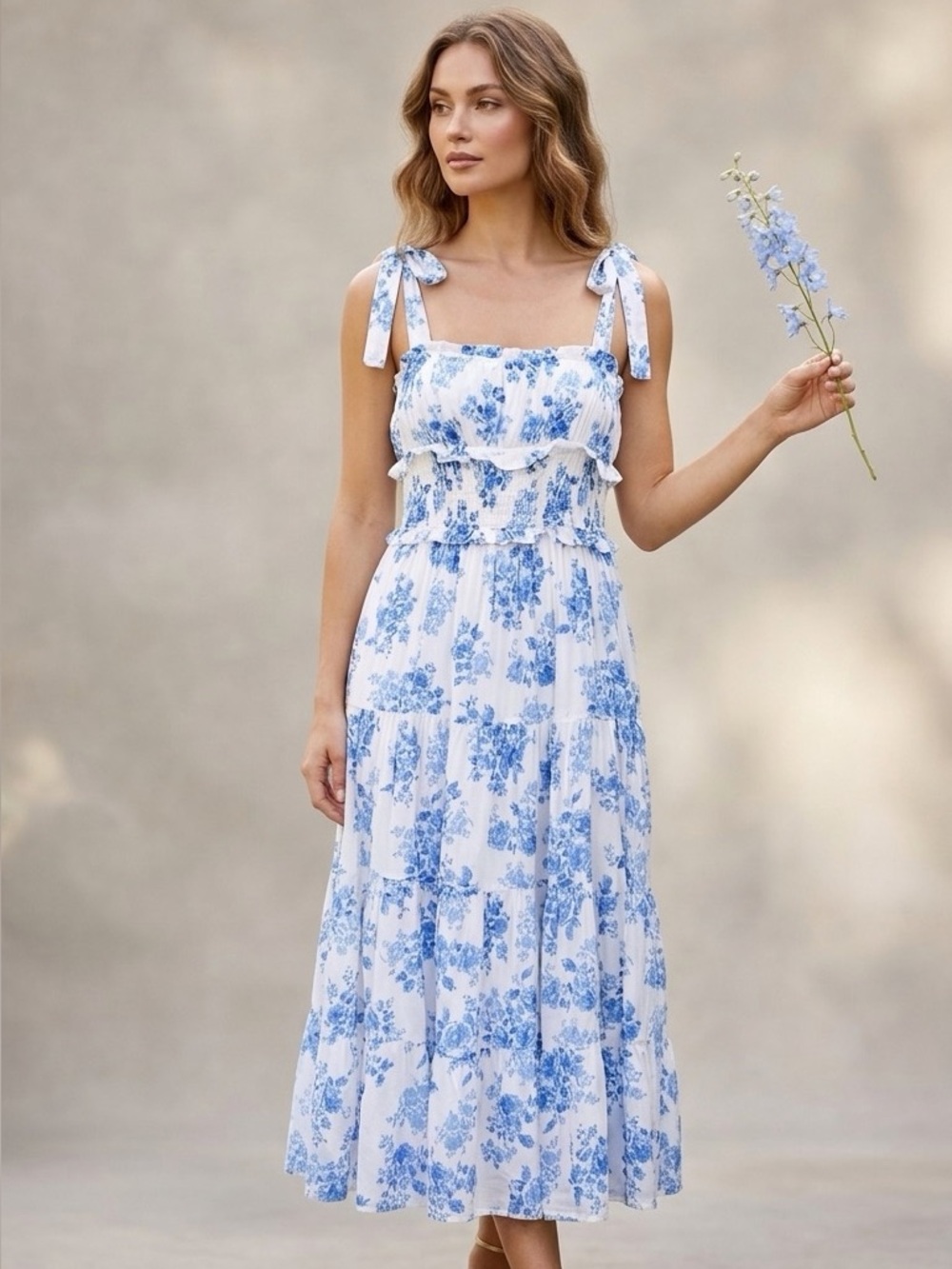 AQUA Bloomingdales Blue White Floral Maxi Dress M Tie Shoulder Smocked Tiered